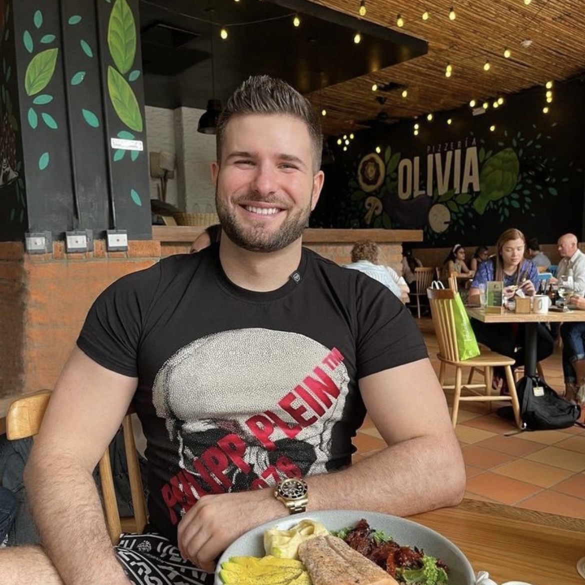 红杏加速器用户james,很满意红杏加速器